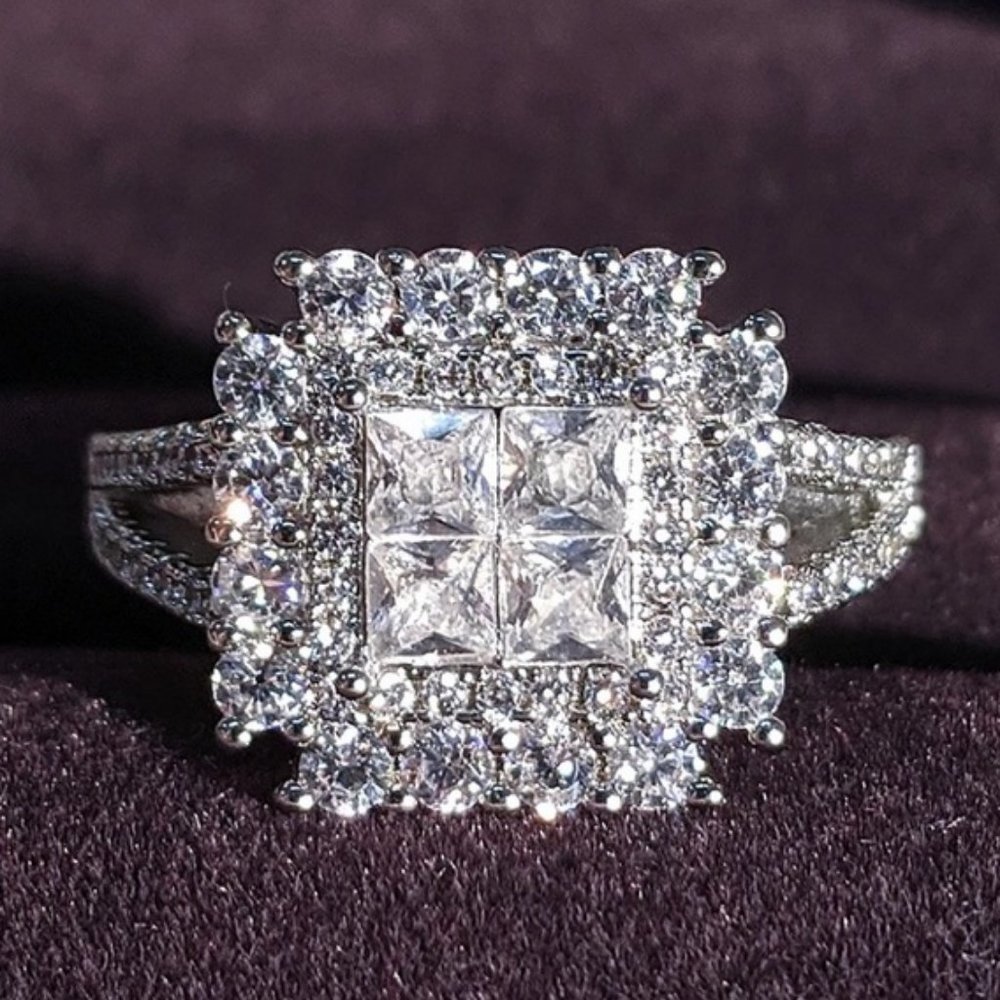 NEW Luxury 925 Sterling Silver Diamond Halo Ring